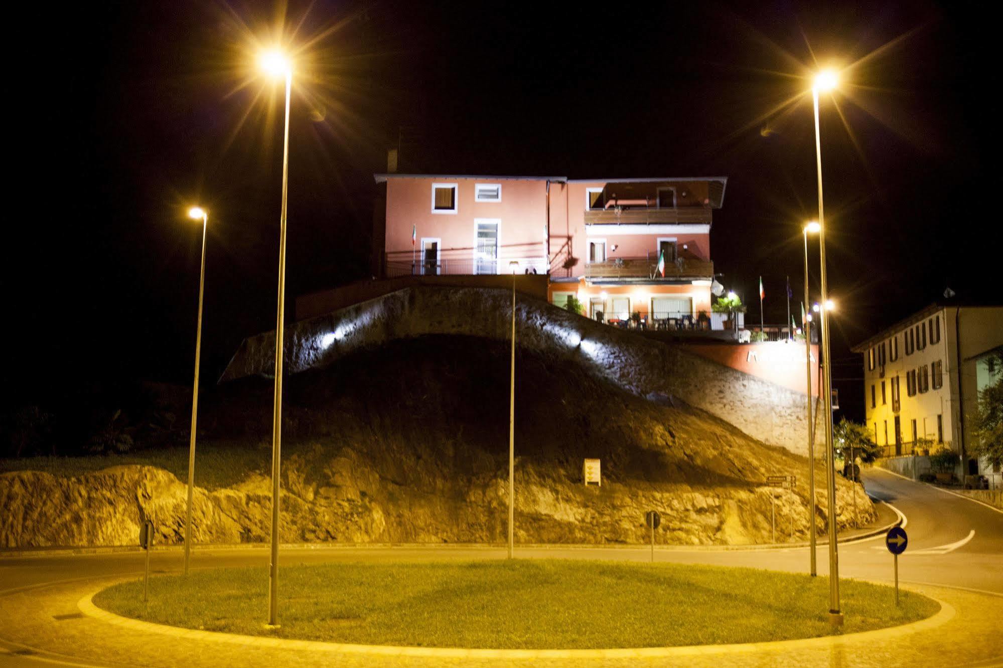 Albergo Marcella Boario Terme Exterior foto